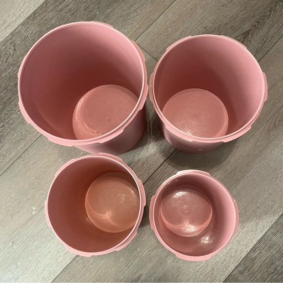 Vintage Tupperware Nesting Canister Dusty Rose - Picture 4 of 10